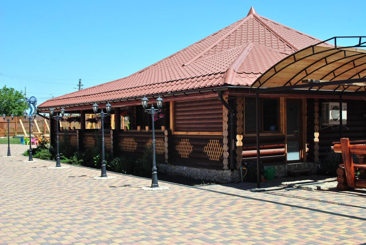 Akvalis Комплекс Для Отдыха Hotel Burlach'ya Balka Exterior foto
