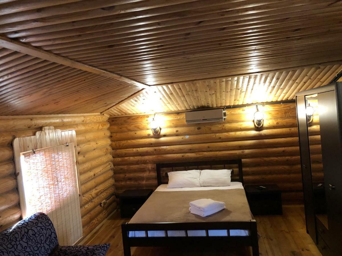 Akvalis Комплекс Для Отдыха Hotel Burlach'ya Balka Exterior foto