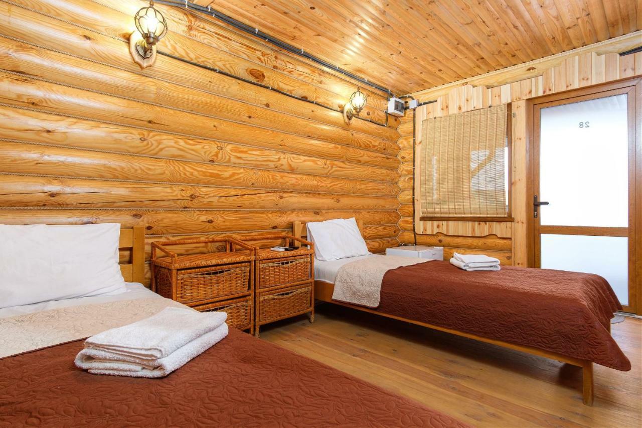 Akvalis Комплекс Для Отдыха Hotel Burlach'ya Balka Exterior foto